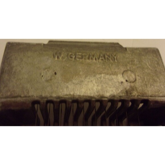Egg Slicer Progressus W. Germany Metal Vintage - Picture 4 of 5